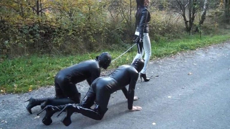 Fetish Diva Nadja – Military outdoor training fur meine Lederrekruten – female domination