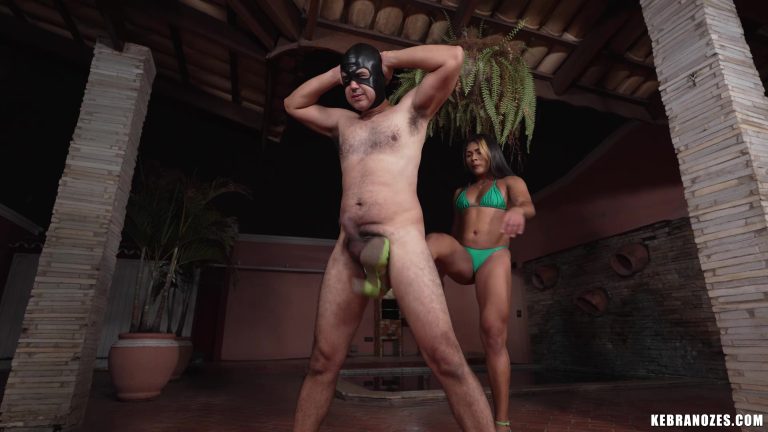 super strong amazon destroys slave’s balls 4K