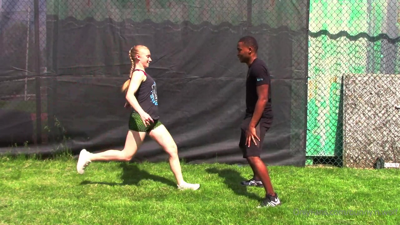 outdoors ballbusting challenge