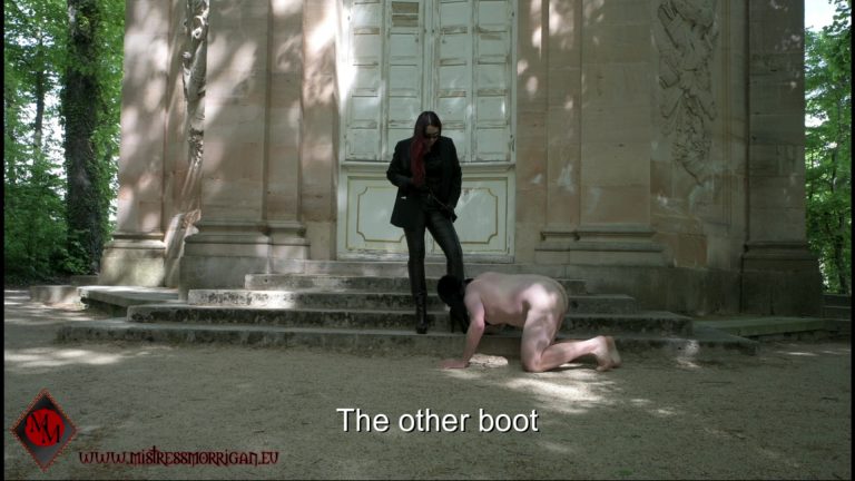 I will teach you how to eat mud from my boots properly
