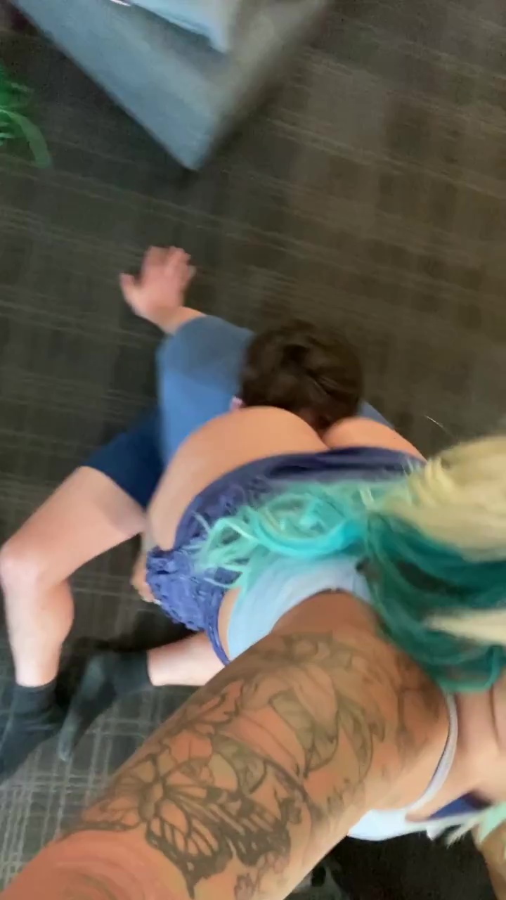ass worship before shit eating (short clip)